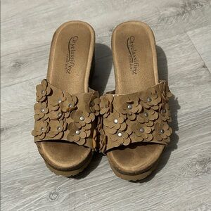 Cityclassified Women's Brown Floral Mules